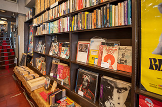 与三岛由纪夫有关的散步路线